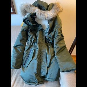 Fleece-lined Banana Republic Water resistant parka